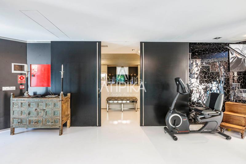 Foto 1a8f7c9f-085b-4bda-9180-bb0a95f36adf. Maison avec chauffage parking piscine dans Poblenou Barcelona