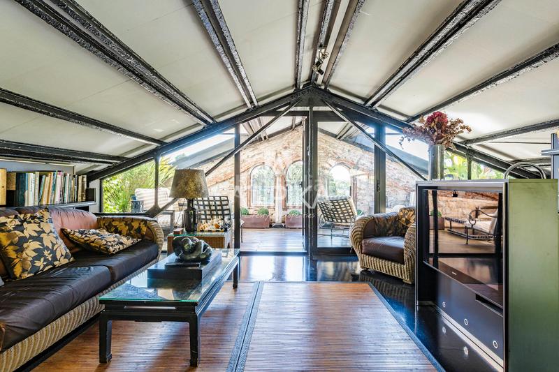 Foto 4788f23f-e1c9-4f1b-a044-62747bb8b68b. Maison avec chauffage parking piscine dans Poblenou Barcelona