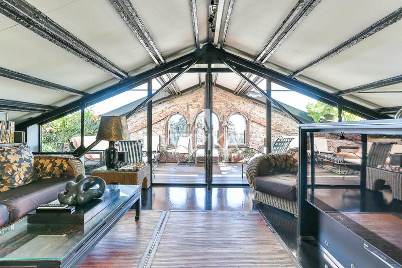 Foto 7332f0fb-2ac8-4a6d-b5fb-fc57bf3d5063. Maison avec chauffage parking piscine dans Poblenou Barcelona