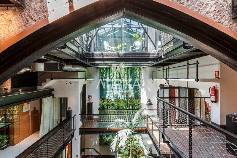 Foto 919fbfd1-8932-481b-89e8-6ff03fdc2b28. Maison avec chauffage parking piscine dans Poblenou Barcelona