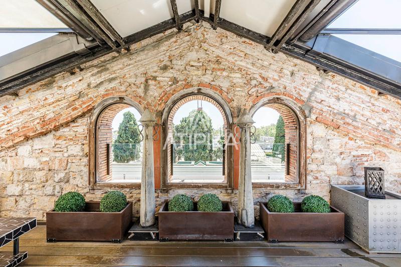 Foto fb1dc8e9-b58e-412f-ba82-749477e1ec38. Maison avec chauffage parking piscine dans Poblenou Barcelona