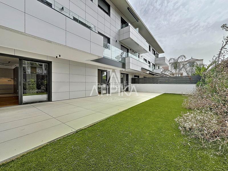 Foto 2e40a50a-694c-4379-867b-82668899498b. Piso en sofia 31 piso en venta de 120m2 y 100m2 de terraza de obra nueva con acabados de alta calidad y estratégicamente ubicado en el vinyet en Sitges