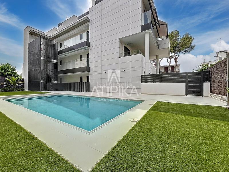 Foto bbd85b07-3bb5-405c-8c3f-1d7472df6813. Piso en sofia 31 piso en venta de 120m2 y 100m2 de terraza de obra nueva con acabados de alta calidad y estratégicamente ubicado en el vinyet en Sitges