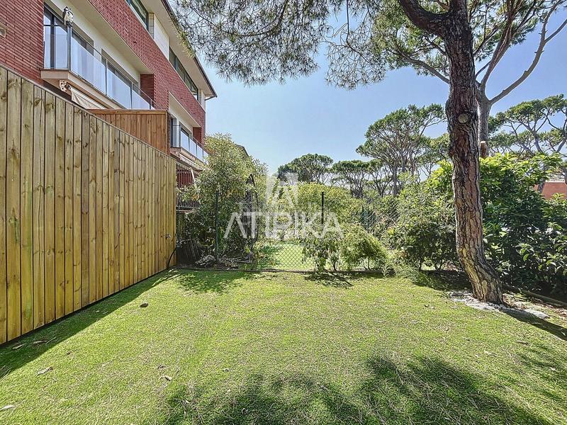 Foto a10ffa7d-0915-42fa-863f-72f4a2a35d8a. Miete haus mit parking pool in Gava Mar Gavà