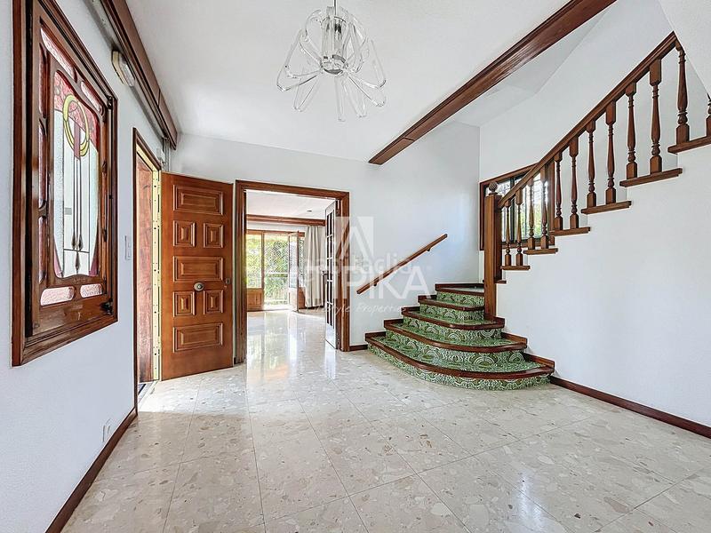 Foto 35607566-3651-4b2a-acce-9b0de45a0aab. Casa con riscaldamento parcheggio piscina in Montmar Castelldefels