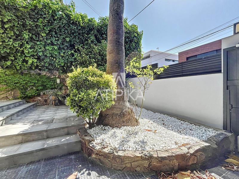 Foto 4b9a37e0-2e05-4e2b-9115-ce5df3c29259. Casa con riscaldamento parcheggio piscina in Montmar Castelldefels