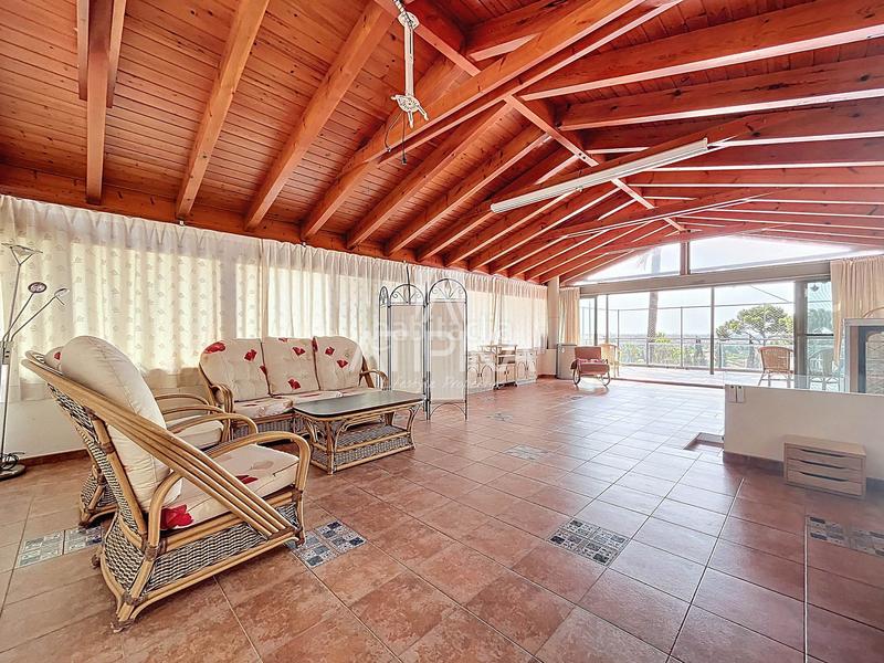 Foto e2605727-ddd3-46be-ad7e-42133414d439. Casa con riscaldamento parcheggio piscina in Montmar Castelldefels