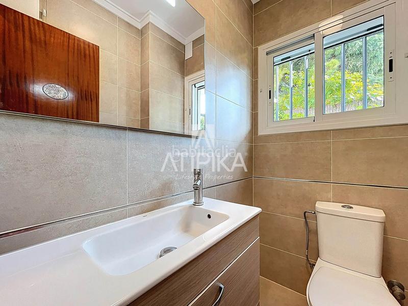 Foto fd7dbd12-d9b2-4e15-80ab-cbf6e131743f. Casa con riscaldamento parcheggio piscina in Montmar Castelldefels