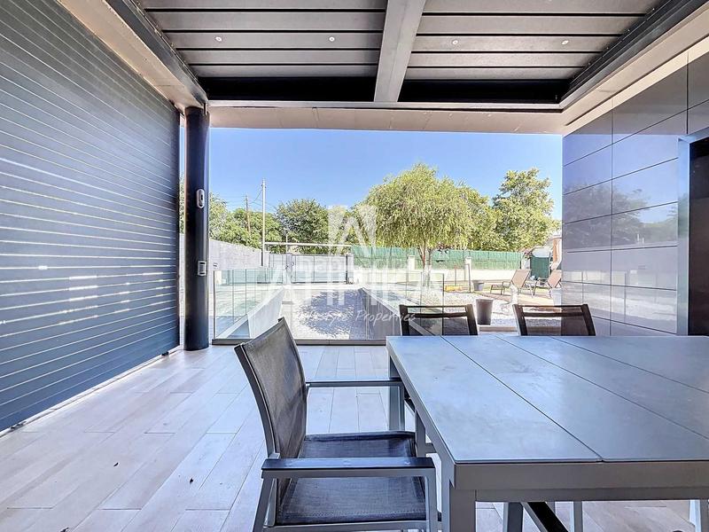 Foto 8615cec1-1637-4718-8368-cfccd304358e. Haus mit heizung parking pool in Santa Maria-l´Eixample-Sud Sumella Cubelles