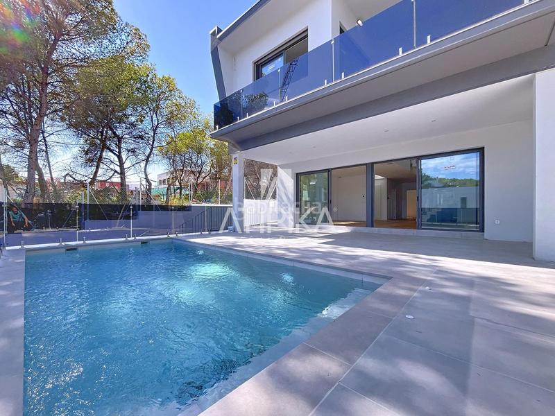 Foto 1b83a9c3-e2e7-42d4-9675-76c13e3c19c3. Casa con riscaldamento parcheggio piscina in Mas Alba Sant Pere de Ribes