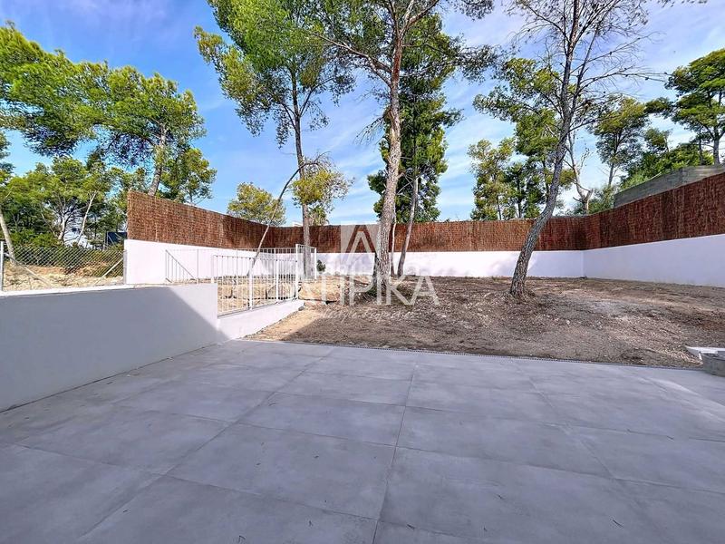 Foto 7580b104-d0ff-41b0-a044-cf55471ed709. Casa con riscaldamento parcheggio piscina in Mas Alba Sant Pere de Ribes