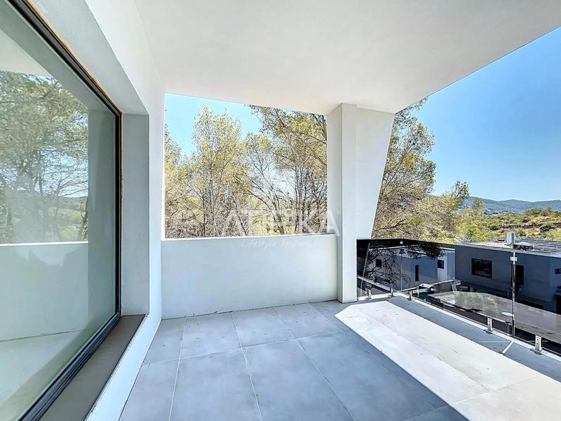 Foto f9ee2922-8827-42d8-a5f9-b4700e68eb96. Casa con riscaldamento parcheggio piscina in Mas Alba Sant Pere de Ribes