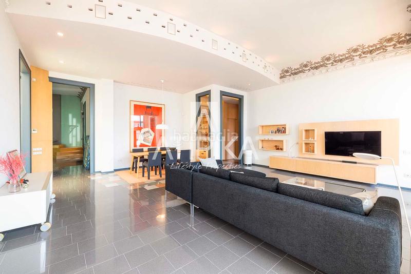 Foto 04588b3d-04ef-4bae-871b-9a3fc53410ae. Piso propiedad única de 412m en finca histórica del eixample elegancia arquitectónica, techos de más de 4m y luz natural envolvente en Barcelona