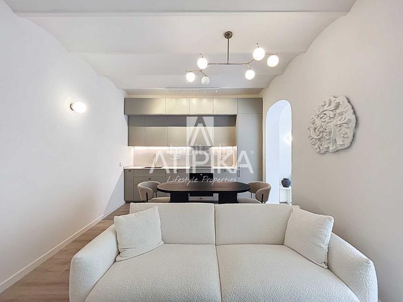 Foto 35d71b5b-a113-4ef3-894b-de35fc268aca. Piso  en venta recién reformado en lantiga esquerra eixample en Barcelona