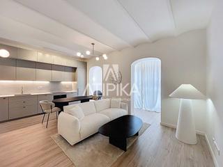 Etagenwohnung  Muntaner. Piso en venta recién reformado en lantiga esquerra eixample