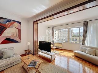 Affitto Appartamento in Dreta de l´Eixample. Luminoso piso de 130 m en alquiler en passeig de gràcia