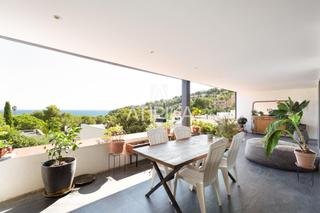 Miete Etagenwohnung in Les Botigues de Sitges. Piso en alquiler con impresionantes vistas al mar en rat penat