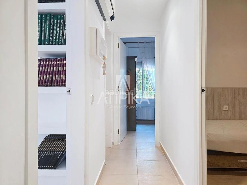 Foto 90f10ea1-8738-4c09-b18e-c1985bdbcb9f. Piso  con encanto mediterráneo y jardín privado en el vinyet, a escasos metros del mar en Sitges