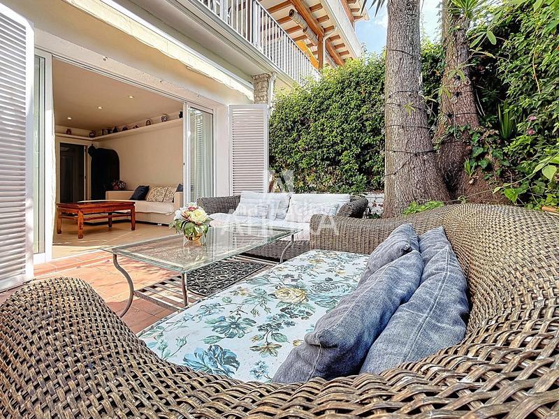 Foto df5e6add-cd84-4c19-998a-c9908ca4eb47. Piso  con encanto mediterráneo y jardín privado en el vinyet, a escasos metros del mar en Sitges