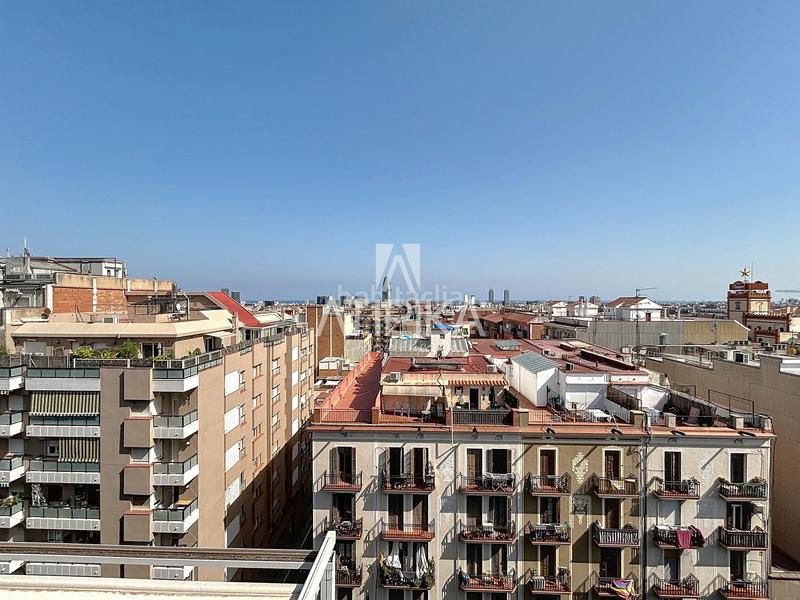 Foto b4f6bd41-0924-4d34-8797-83681abea675. Alquiler dúplex espectacular ático dúplex en alquiler temporal con vistas al mar en Barcelona