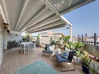 Location Duplex à Sagrada Família. Espectacular ático dúplex en alquiler temporal con vistas al mar