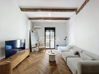 Miete Etagenwohnung in Vila de Gràcia. Luminoso dúplex en alquiler temporal en la vila de gràcia