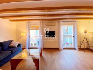 Location Appartement à Gòtic. Piso en alquiler temporal amueblado junto al mercat de la boquer
