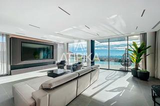 Casa a Sarrià. Casa de nueva construcción en venta con vistas al mar en sarrià
