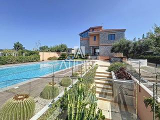 Haus  Montmar. Villa de lujo en mas alba con vistas excepcionales al mediterrán