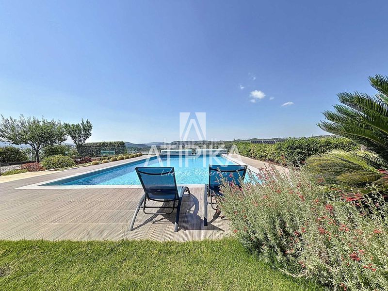 Foto 2af0e74d-7bf1-4352-9657-0059410d4145. Casa amb aparcament piscina a Mas Alba Sant Pere de Ribes