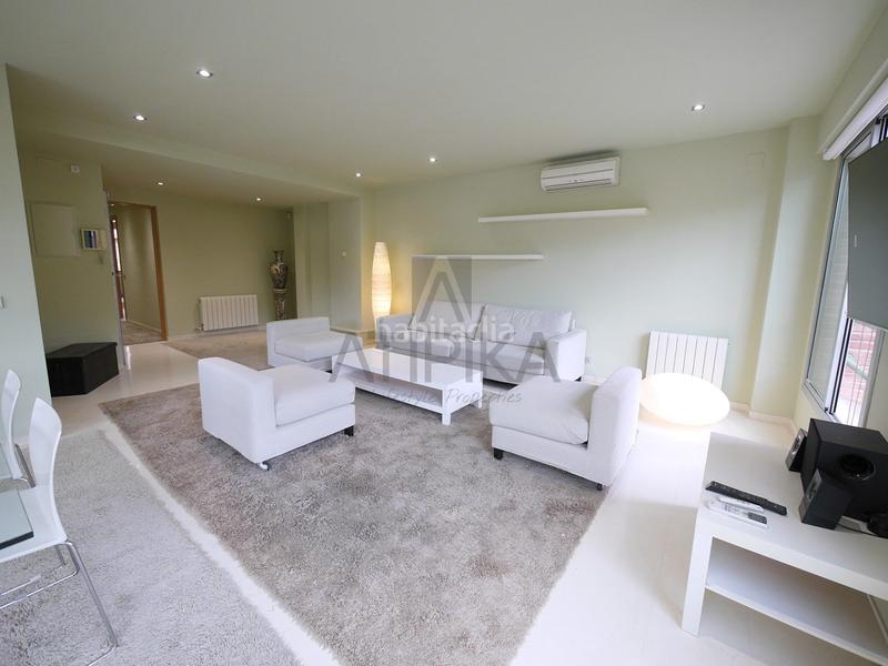 Foto a073a254-6c1b-44e5-87fe-83dd25cc530a. Affitto appartamento con riscaldamento parcheggio in Barcelona