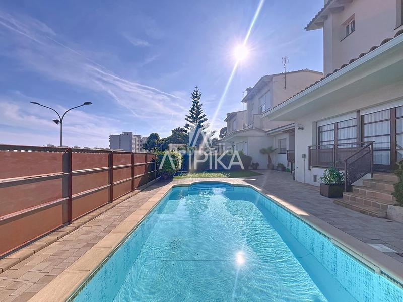 Foto 99c617d9-59a0-4127-8689-5907cbac0d8e. Casa con riscaldamento parcheggio piscina in Can Sans Sant Andreu de Llavaneres
