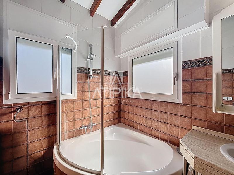 Foto e38e3f9b-0679-46a1-849a-b6780c8aa236. Casa con riscaldamento parcheggio piscina in Can Sans Sant Andreu de Llavaneres