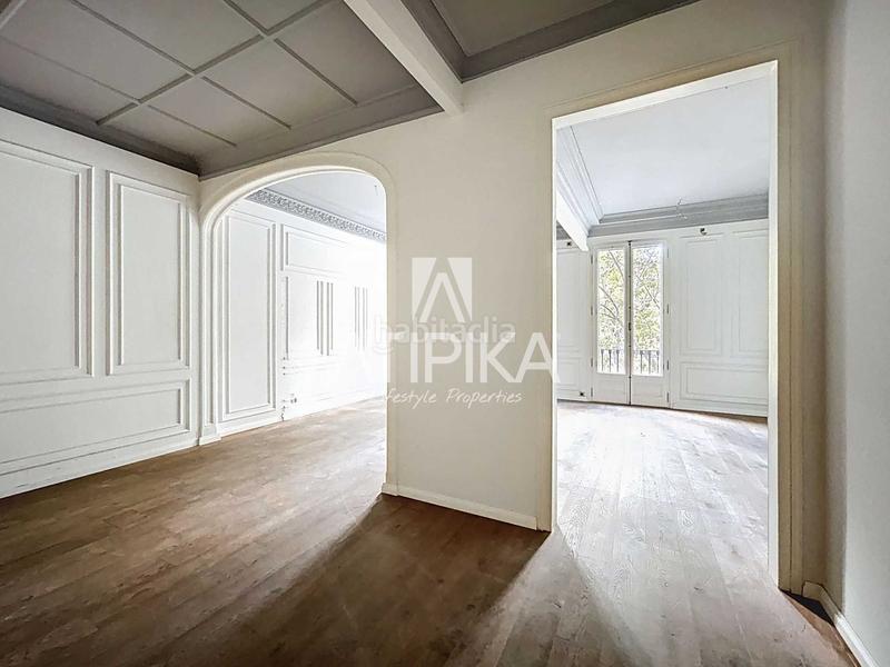 Foto c39935d2-acc4-45f1-ae41-72773de4f254. Alquiler oficina  en alquiler de 225 m en passeig de gràcia en Barcelona