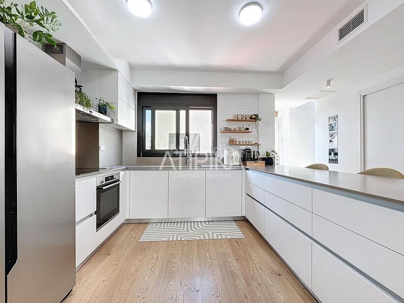 Foto 03c4563e-902d-4e00-b917-79bd5806a9a0. Duplex avec chauffage dans Can Pei Sitges