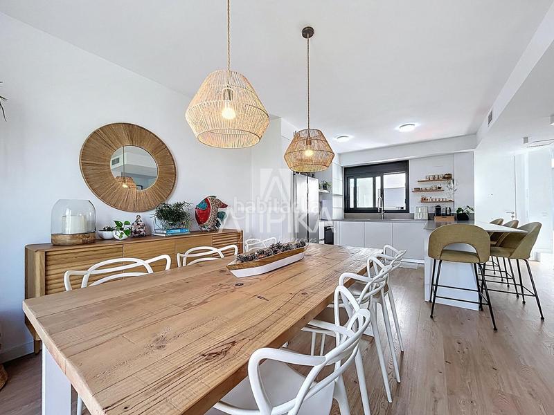 Foto c557bcf7-f13d-4666-965f-dd1f69133f35. Duplex avec chauffage dans Can Pei Sitges