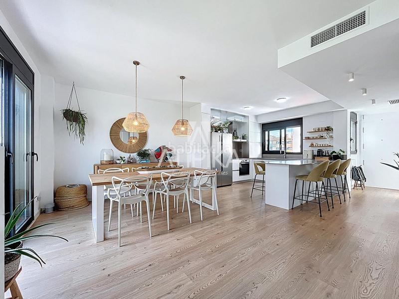 Foto cb4cd642-6a48-490f-aa3b-5d5be7be9ff3. Duplex avec chauffage dans Can Pei Sitges