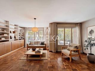 Appartement à Tres Torres. Piso en venta calle de les escoles pies