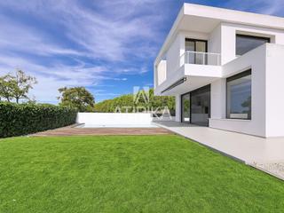 Maison à L´Aragai. Moderna casa independiente en la exclusiva zona de laragai