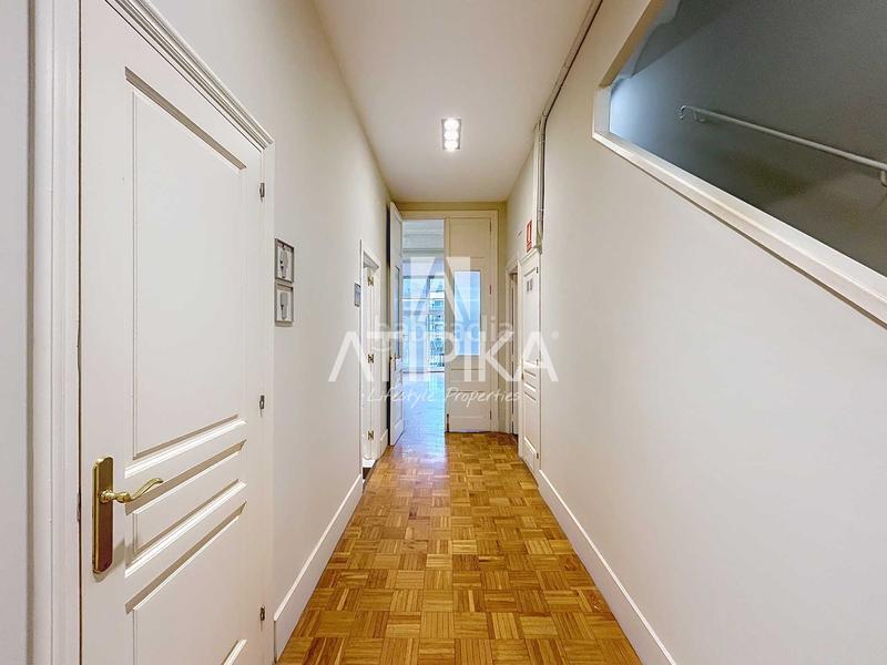 Foto 31488449-8c28-4307-93ae-5549b13f8bb6. Location bureau avec chauffage dans Dreta de l´Eixample Barcelona