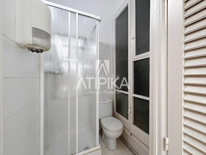 Foto bc8ec55a-1521-48b4-8a29-2cf1b22a8ff2. Location bureau avec chauffage dans Dreta de l´Eixample Barcelona