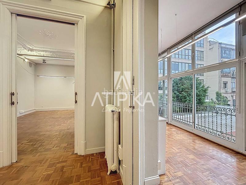 Foto 8546860b-1633-462b-be39-d164bbfa8815. Miete büro mit heizung in Dreta de l´Eixample Barcelona