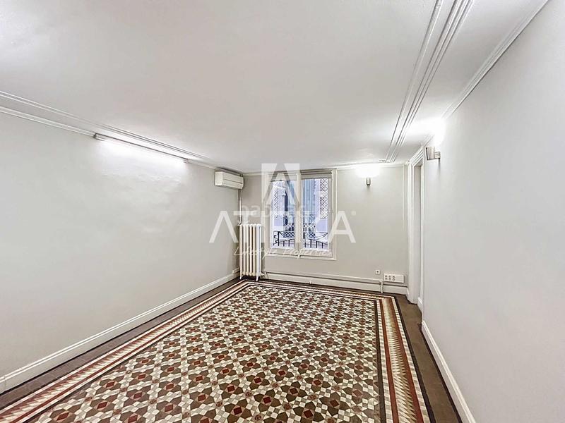 Foto 04b50460-f107-4dfa-ba5f-2c4c2e901939. Rent office space with heating in Dreta de l´Eixample Barcelona