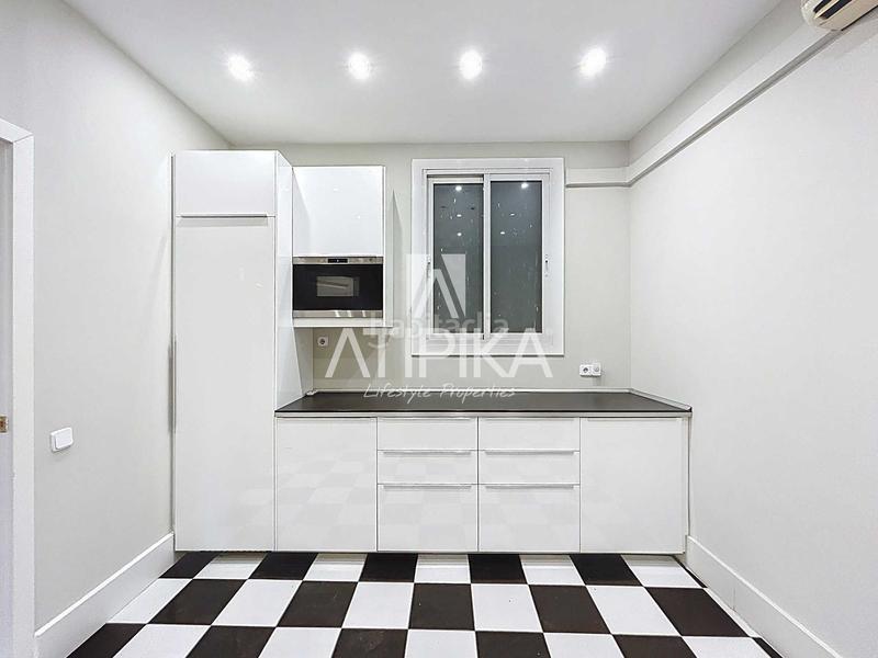 Foto d8c9a6e8-4d90-4ad1-a309-c489dc974538. Rent office space with heating in Dreta de l´Eixample Barcelona