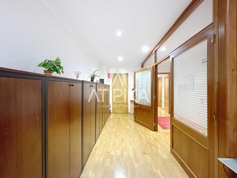 Foto 5b449e06-b1ca-4214-8bf2-f1bafaedc78f. Affitto ufficio in L´Antiga Esquerra de l´Eixample Barcelona