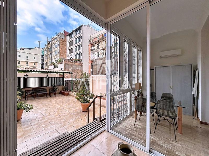 Foto 8ac7635f-f0f1-4ba8-802e-049b19858548. Affitto ufficio in L´Antiga Esquerra de l´Eixample Barcelona