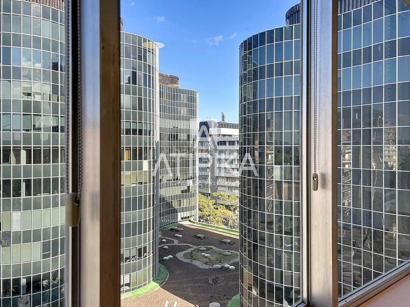 Foto d53cd183-7bf4-42d8-8fb0-e78532d32847. Miete büro mit heizung in Barri de les Corts Barcelona