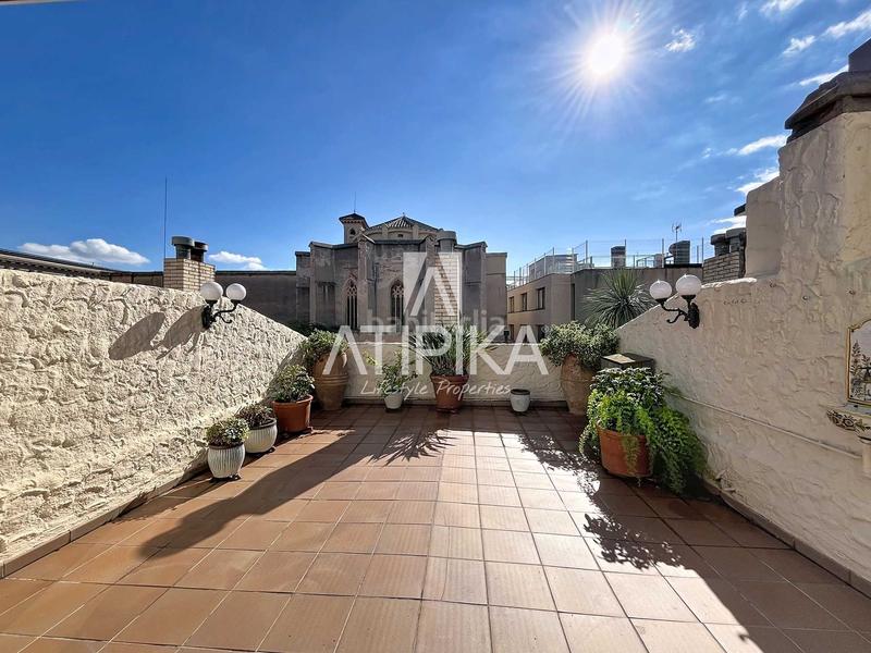 Foto 29fea7d4-7411-41e7-9519-6088e5eca2e4. Casa amb calefacció aparcament a Sarrià Barcelona