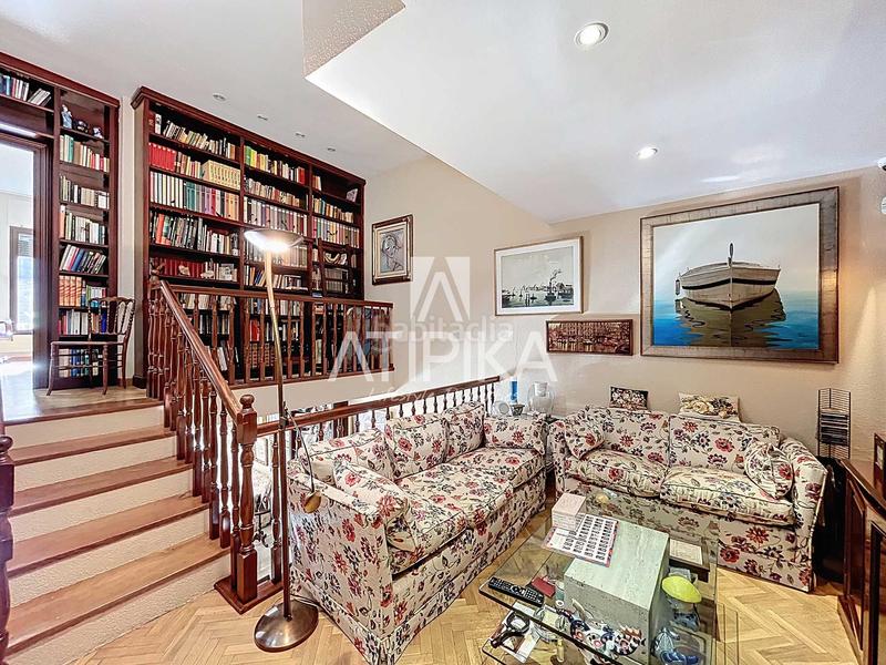 Foto ff24b7ef-9012-42ac-99fd-7975d6cd9b21. Casa amb calefacció aparcament a Sarrià Barcelona