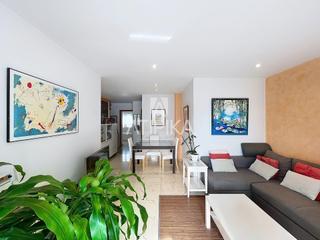 Àtic a Can Bou. Ático dúplex en venta en can bou con parking incluido